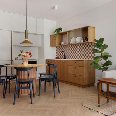 Solidarnosc Three Bedrooms & Garden Apartment Gdansk Ngoại thất bức ảnh